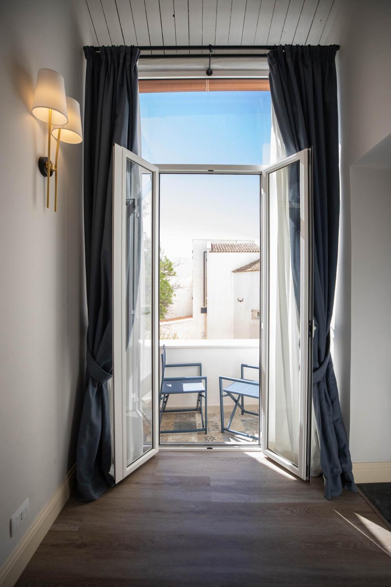Lanterne Magiche Ortigia Suites Syrakus Exterior foto