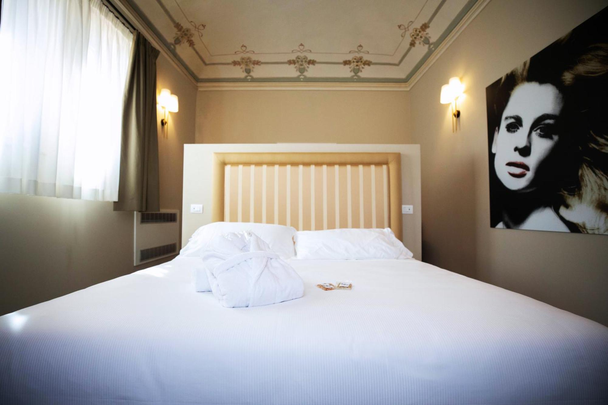 Lanterne Magiche Ortigia Suites Syrakus Exterior foto
